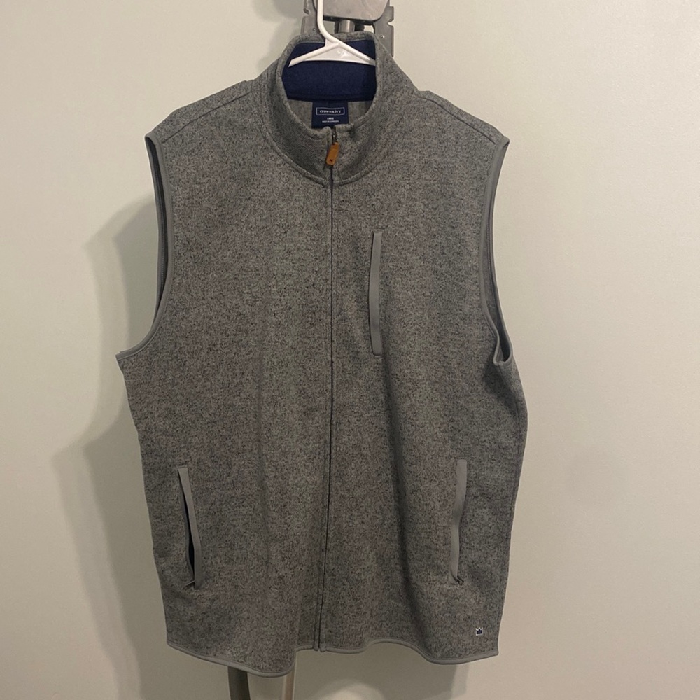 Men’s grey vest